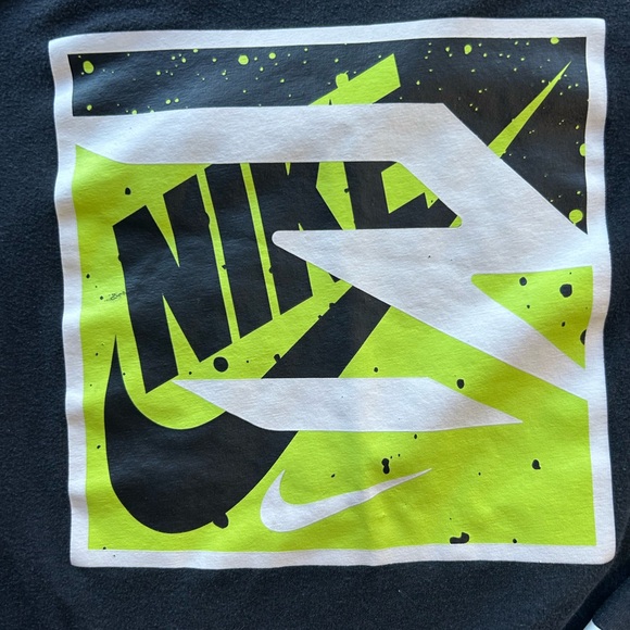 Boys Nike & Under Armour Clothing size 10 | Bundle 4 Shirts + Jean - Picture 4 of 16